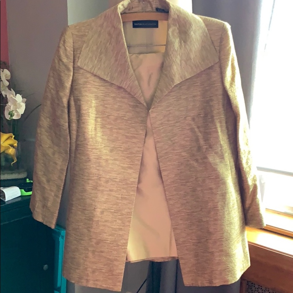 Gold/copper skirt suit